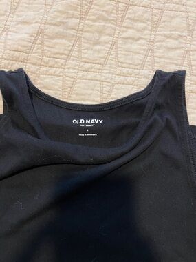 Old navy maternity top